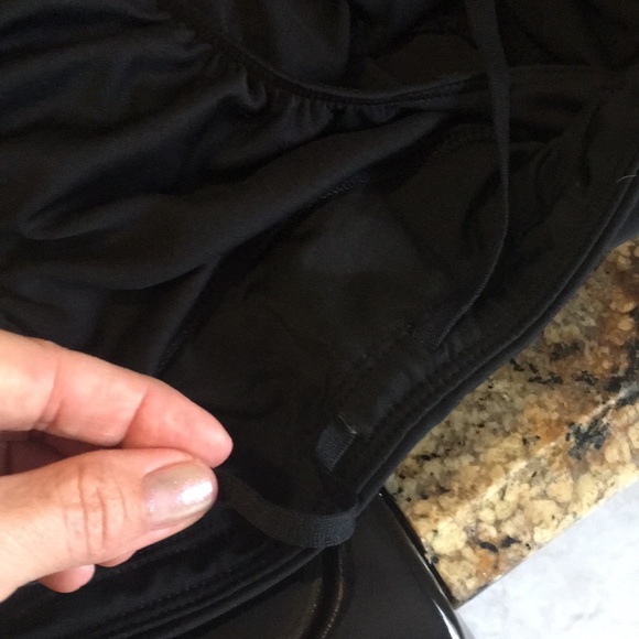 Nike women’s dry fit shorts with liner. Small - Picture 6 of 7